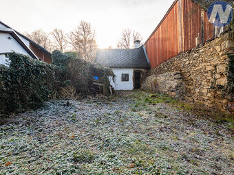 Dub u Prachatic, prodej rodinného domu s uzavřeným dvorkem a - 20