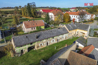 Prodej rodinného domu s pozemky 2418 m², Kunějovice - 20