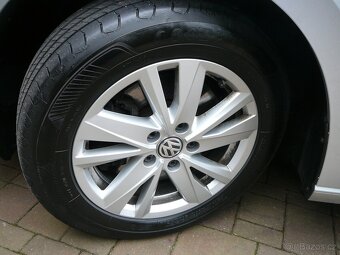 VW TOURAN 2.0 TDI 85KW DSG+F1 FULLLED NAVI ACC FRONT MASAGE - 20