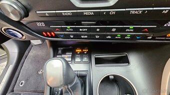 Lexus RX450h, 44000km, 12/2022,Top stav, odp. DPH - 20