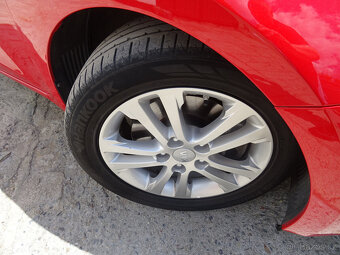 Kia Ceed 1.6GDi,99kW,1majČR,S.kniha,64tkm,ESP,klima - 20