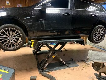 Vybavení pneuservisu, autodílny, servisu - 20