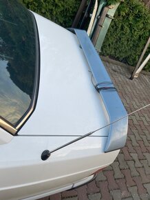 Křídla (spoilery) kufru mercedes - 20
