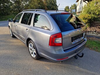 Škoda Octavia, 2 1,6 MPI 75 KW,LPG, digi klima,vyh. sed - 20