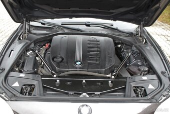 BMW Řada 5 3,0 D NAVI / XENON / 180kW / 2010 - 20