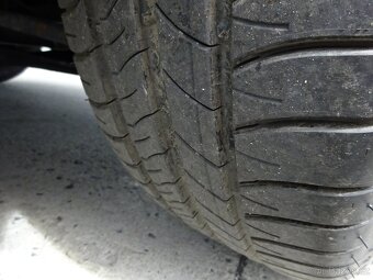 FORD ECOSPORT 1,0 i , 1 MAJITEL, GARANCE KM - 20