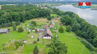 Prodej rodinného domu v Zahrádkách - Karasy - 20