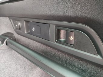 Škoda Kodiaq TDi DSG SPORTLINE VIRTUAL CANTON TAŽNÉ - 20