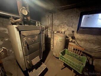 Prodej dvougeneračního domu 4+kk, 3+kk Olomouc, Nemilany - 20