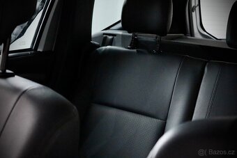 Dacia Duster 1.6i 16v 77kW  107 000 km - 20