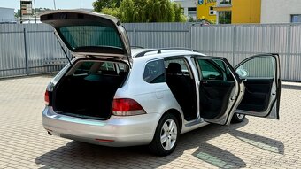 Volkswagen Golf Variant //1.6TDi//77kW//139TKM-SERVIS//1.MAJ - 20