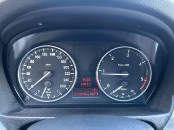 BMW Řada 3,  318D 105KW M-PAKET KŮŽE Bi-Xenon 2 x Kola - 20