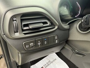 Hyundai i30 combi, 1.6 Crdi MildHybrid Style,Automat, ČR,DPH - 20