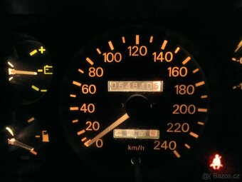 Prodám Mitsubishi Starion 2,0i turbo ECI - 20
