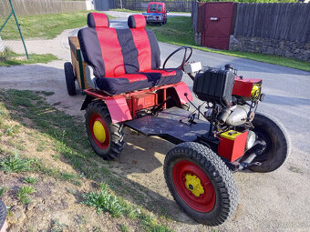 Malotraktor domácí výroby s vlečkou - 20