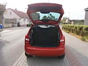 Škoda Fabia 2 1.2 Elegance SERVISKA - 20