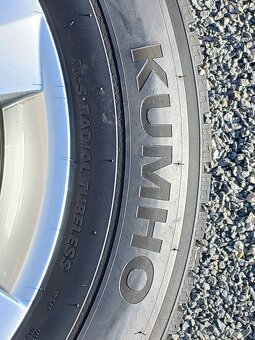 Zimní orig alu kola Škoda Kodiaq 215/65/17 vzorek 7,5mm - 20