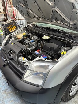 Ford Transit Connect - 20