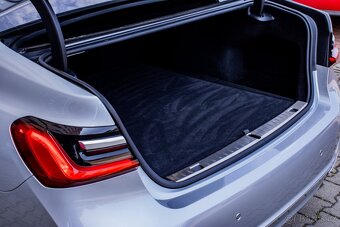 BMW Rad 7 730d A/T - 20