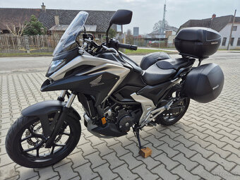 Prodám Honda NC750X , r. v. 2022, ABS, TC, ČR, 12166km - 20