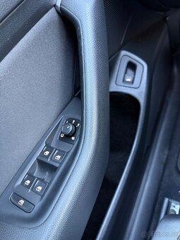Volkswagen Passat, 2.0TDI 110 KW Manuál 6q Ojeté, 12/2015, K - 20