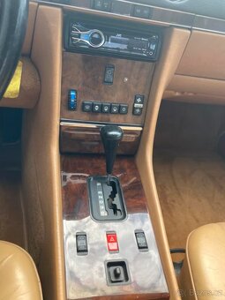 Mercedes-Benz 560 SL (1988) – Kabriolet, Benzín, Automat - 20
