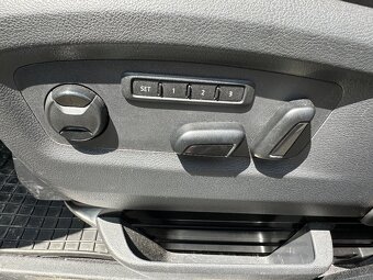 VW T6 MULTIVAN 2.0TDI 110KW GENERATION SIX KŮŽE ALU LED NAVI - 20
