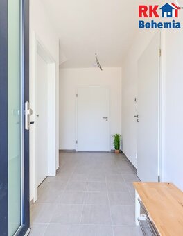 Prodej rodinného domu 5+kk s garáží, parkovacím stáním a zah - 20