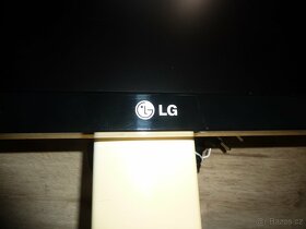 LG L206WTQ-SF - LCD monitor 20" - 20