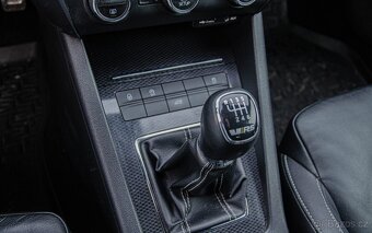 Škoda Octavia Combi 2.0 TDI DPF RS - 20