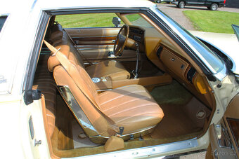 1974 Buick Riviera 455 V8 - vynikající originální stav - 20