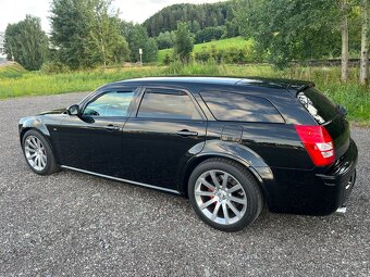 Chrysler 300C 6,1 SRT-8 - 20