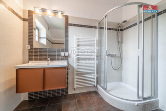 Prodej rodinného domu, 240 m², obec Mořina, Střední Čechy - 20
