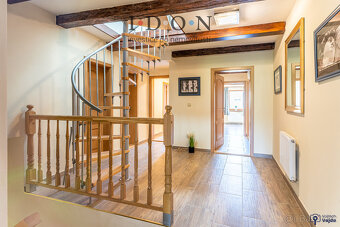 Komerční prostory v Neborech. Budovy + 24.000m2, pozemky, - 20