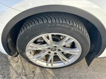 Tesla Model Y LR AWD 64 tis.km - 20