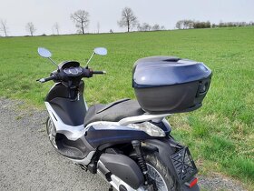 Piaggio Beverly 300i - 20