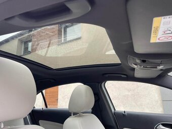 Mercedes-Benz A-Class 2014 – Automat, výbava, nízký nájezd - 20