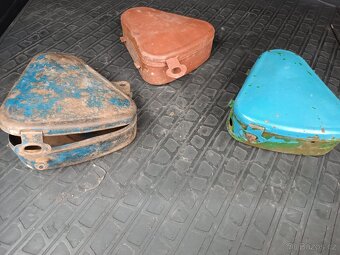 Hlavní stojan boční stojan kastlík nosič kryt řetězu - 20
