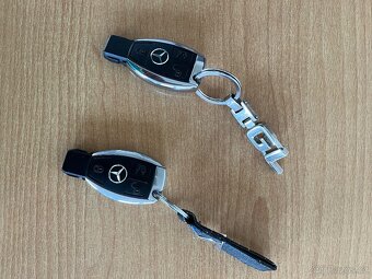 Mercedes-Benz GL 500 4Matic - 20
