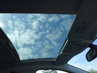 Peugeot 208 1,6 e-HDi - 20