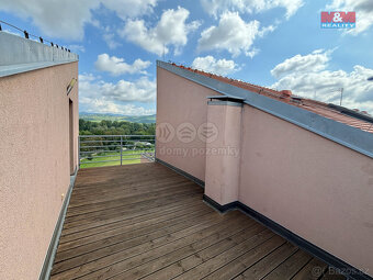 Pronájem bytu 4+kk, 99 m², Lovosice, ul. Osvoboditelů - 20