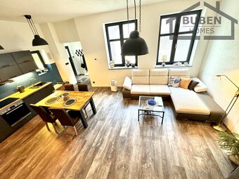 Vybavený, mezonetový byt 3+kk (90 m2) se zahradou 100 m2 v c - 20