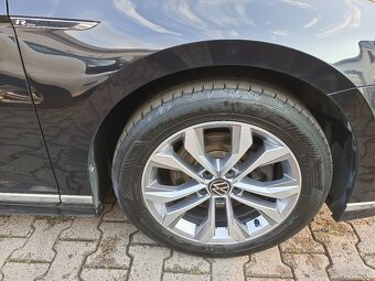VW Passat B8 2.0TDI 147kW 4x4 DSG R-line - záruka Autodraft - 20