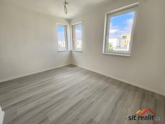 Prodej novostavby 3+kk, 107 m2, poz. 193 m2, Praha 9 - Jahod - 20