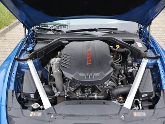 Kia Stinger 3.3 TGDI V6 272 kW 4WD GT-Line r.5/2018 Původ ČR - 20