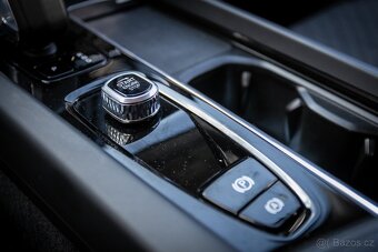 Volvo XC60 2.0 B4 mHEV Core, 145kW, 2023 - 20