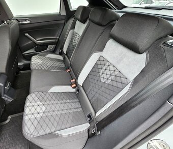 VW Taigo R-LINE 1.5 TSI 110 kW 7DSG rv.2023 - 20