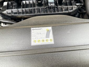 VW TOURAN 1,8 TSi 132KW BMT DSG HIGHLINE,TAŽNÉ,LED - 20