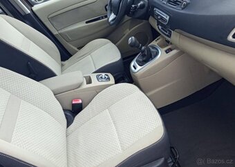 Renault Scénic 1.6 16v Kima, navi benzín manuál 81 kw - 20