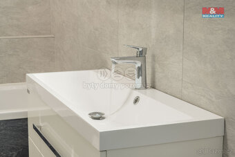 Prodej bytu 3+1, 96 m², Praha, ul. Balbínova - 20